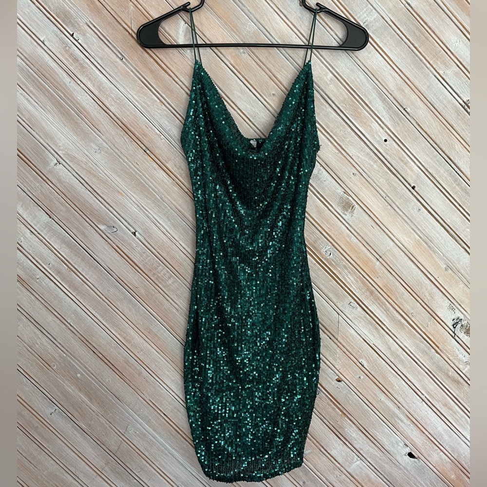 Chocolate Green Sequin Backless Dress